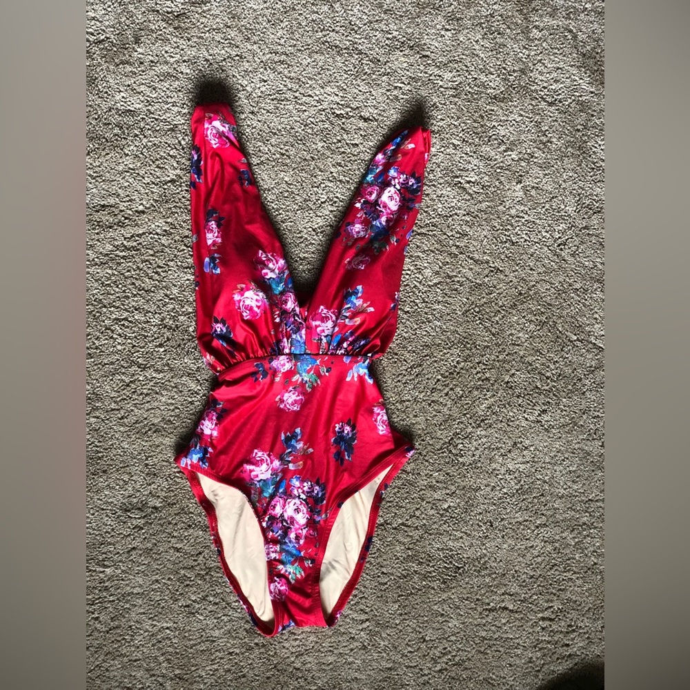 High Dive by ModCloth Womens Red Floral One Piece Swimsuit, size S